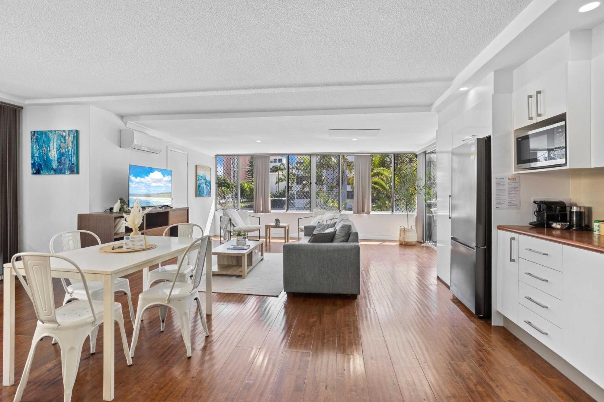 Hi Ho Beach Apartments On Broadbeach Gold Coast Exterior photo
